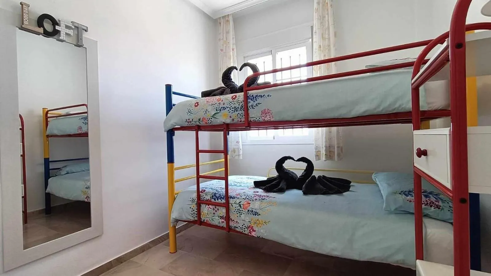 펜션 Superb 3 Beds Jardines De Casares 빌라