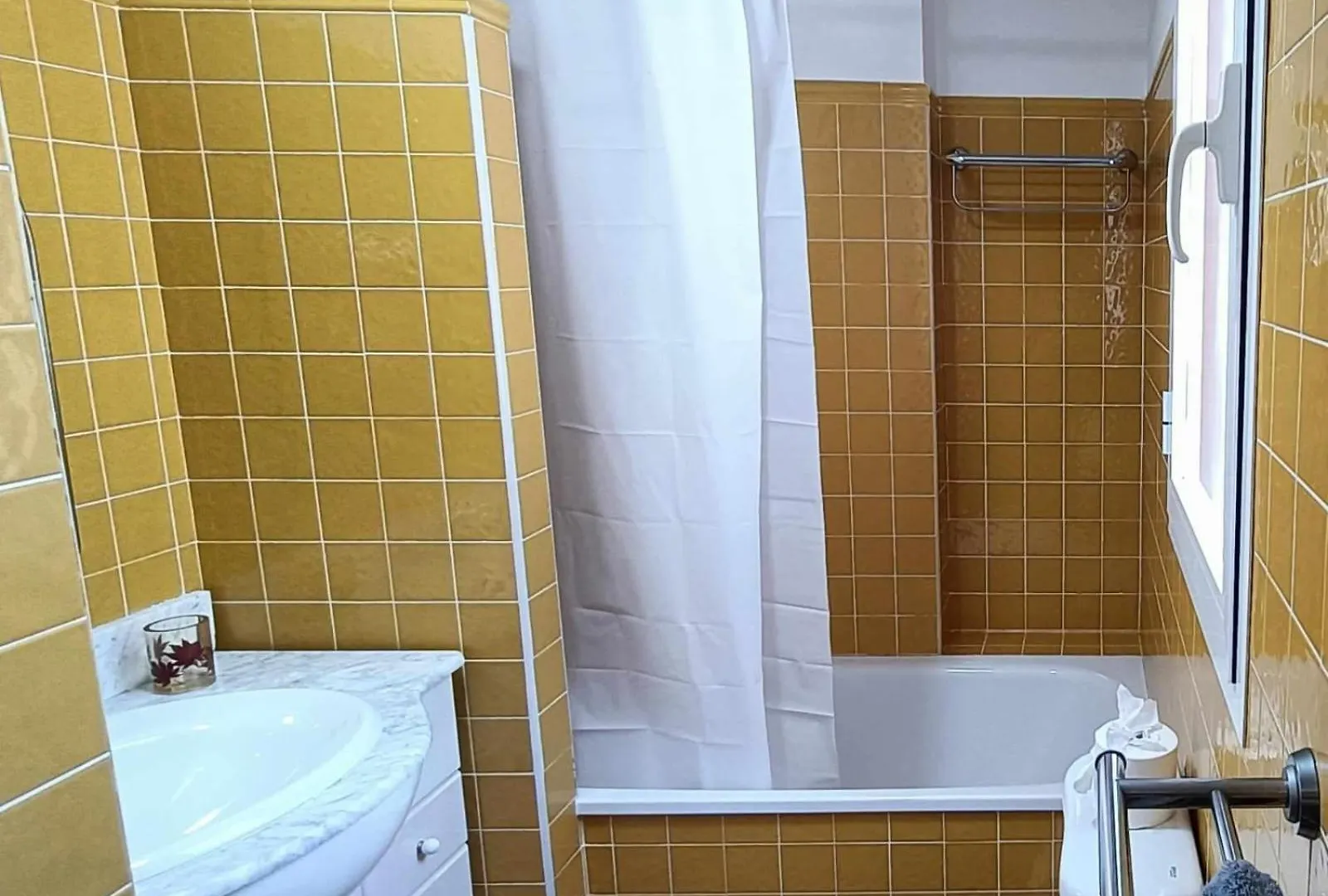 Superb 3 Beds Jardines De Casares 빌라 펜션