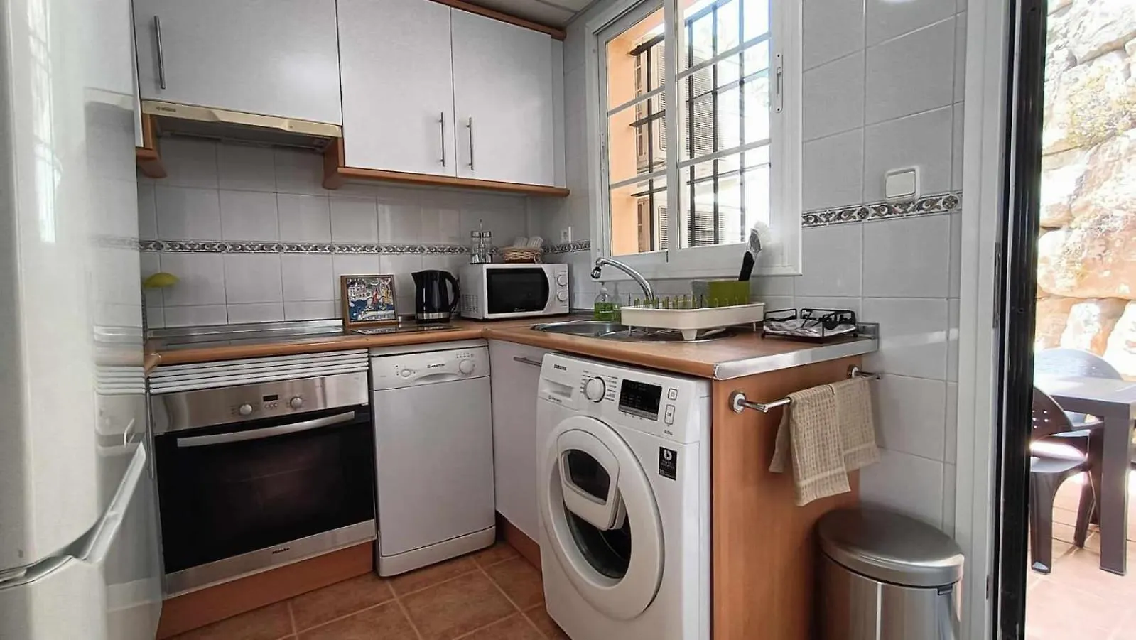 Superb 3 Beds Jardines De Casares Villa